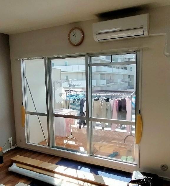 窓ドア京橋駅前店のマンション窓を二重窓に（大阪市都島区）の施工前の写真1