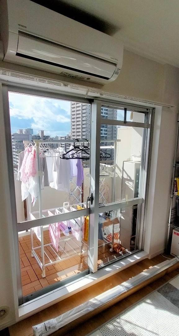 窓ドア京橋駅前店のマンション窓を二重窓に（大阪市都島区）の施工前の写真2