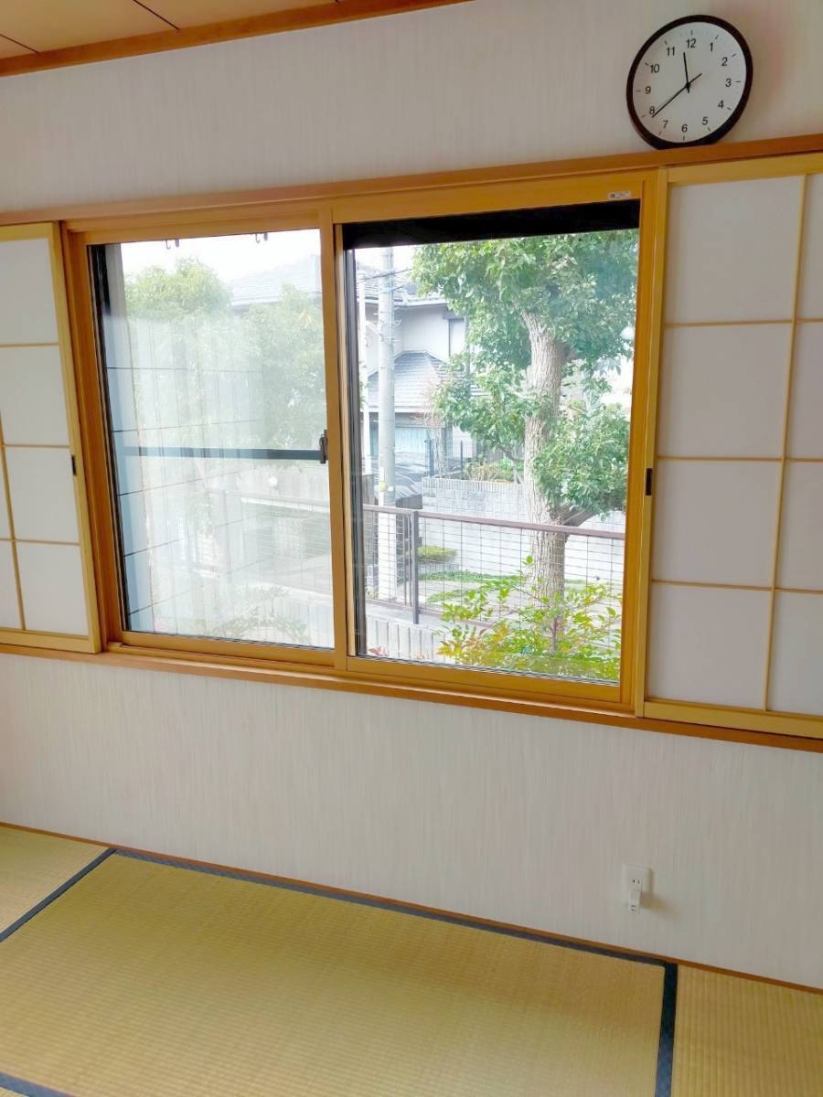 窓ドア京橋駅前店の人気の二重窓を和室にも（川西市）の施工後の写真2