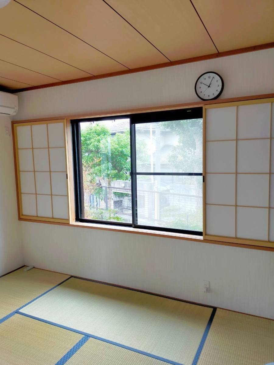 窓ドア京橋駅前店の人気の二重窓を和室にも（川西市）の施工前の写真2