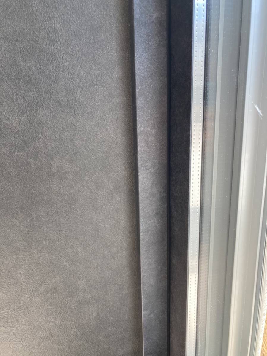 窓ドア京橋駅前店の大阪市　素敵な窓　ブリュームメタルグレー枠です。　ブラックに見える枠、珍しいので特注？思われます😊の施工後の写真3