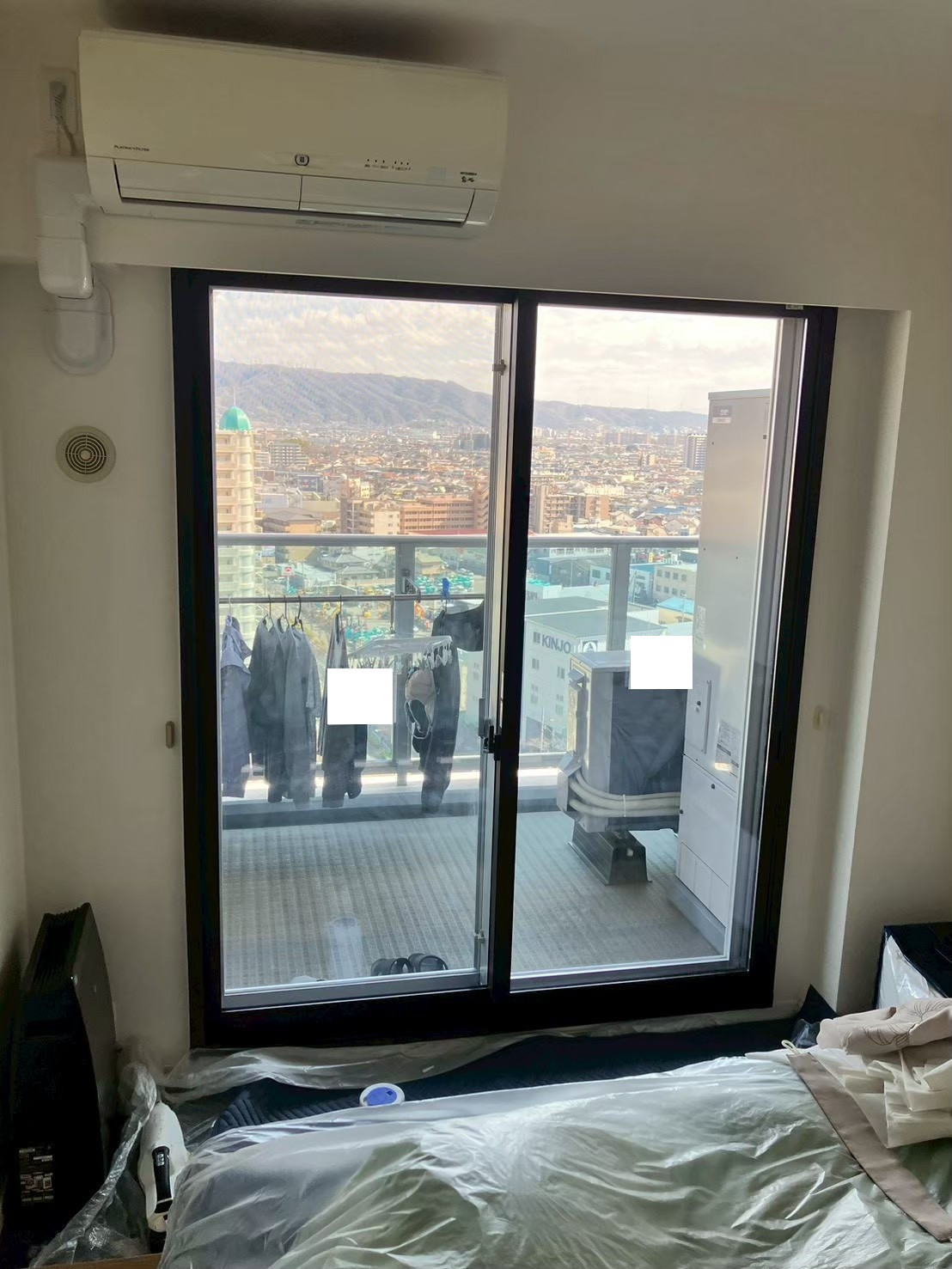 窓ドア京橋駅前店の先進的窓リノベを活用した内窓設置工事の施工後の写真1