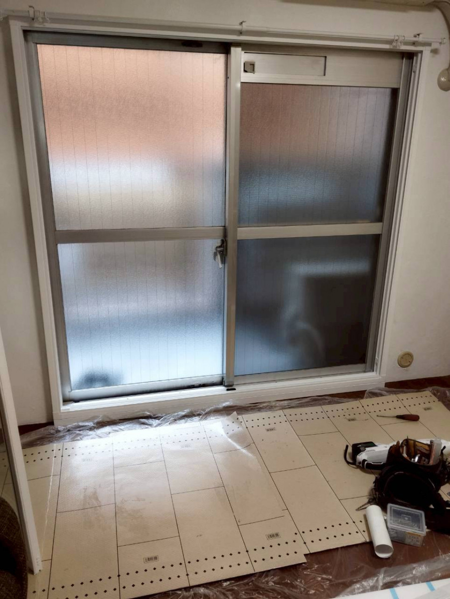 窓ドア京橋駅前店の大阪市補助金活用でお得に内窓設置！の施工前の写真2